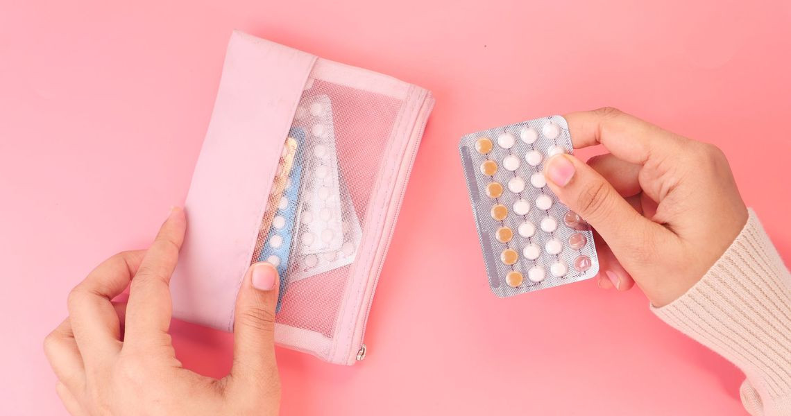 Can I take weight loss pills together with emergency contraceptive pills?