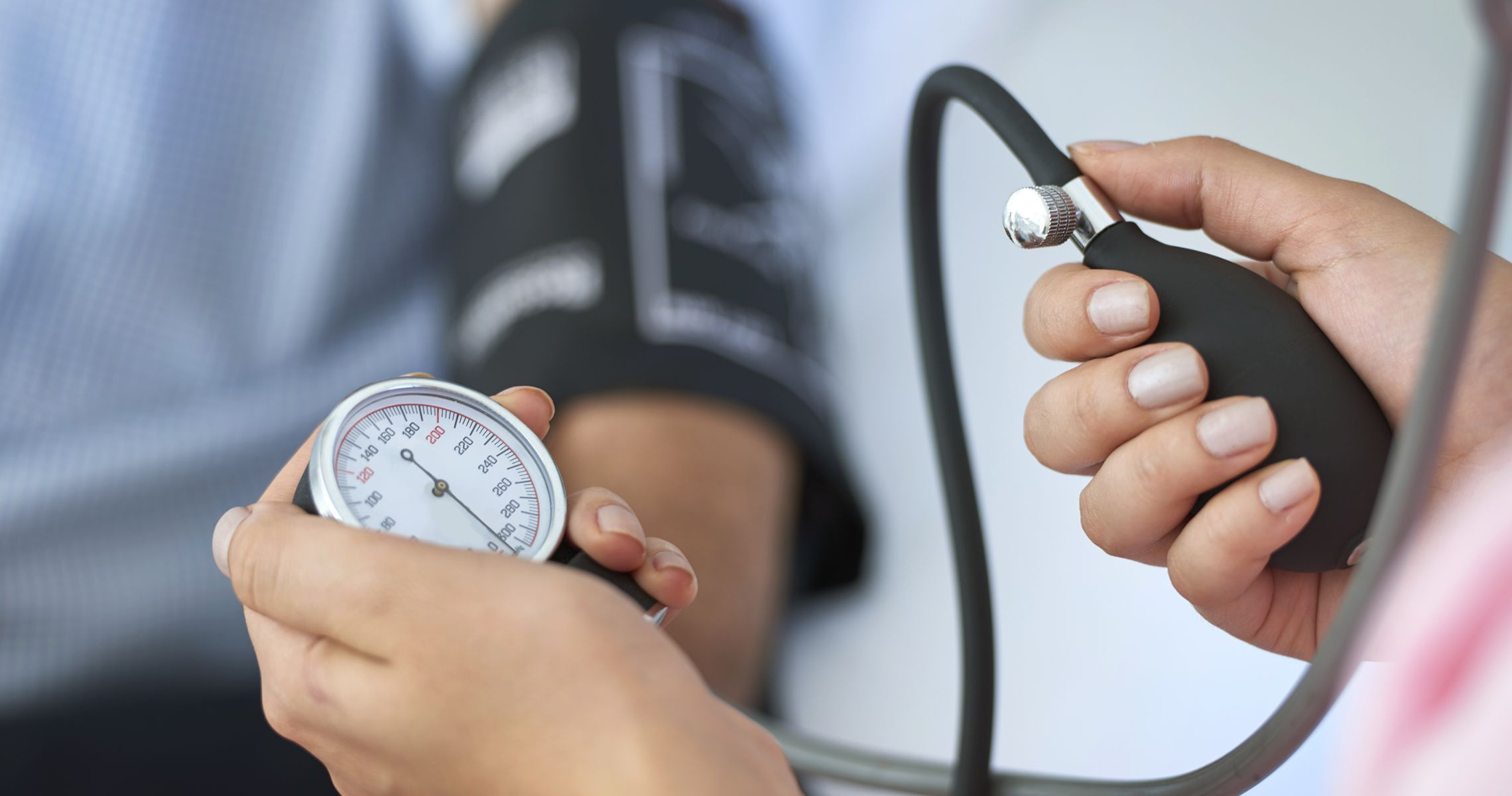 Is a blood pressure reading of 140/80 high or low? Do I need to take medication?